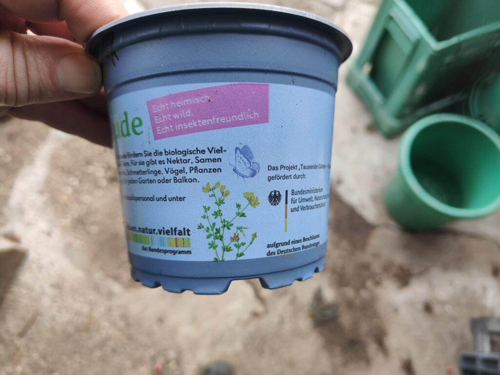 Topf der Kampagne Tausende Gärten, tausende Arten